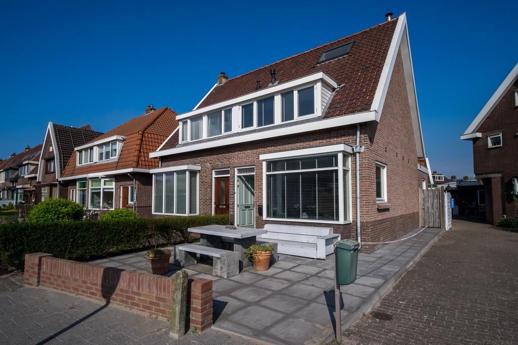 Wijkiki Surf House